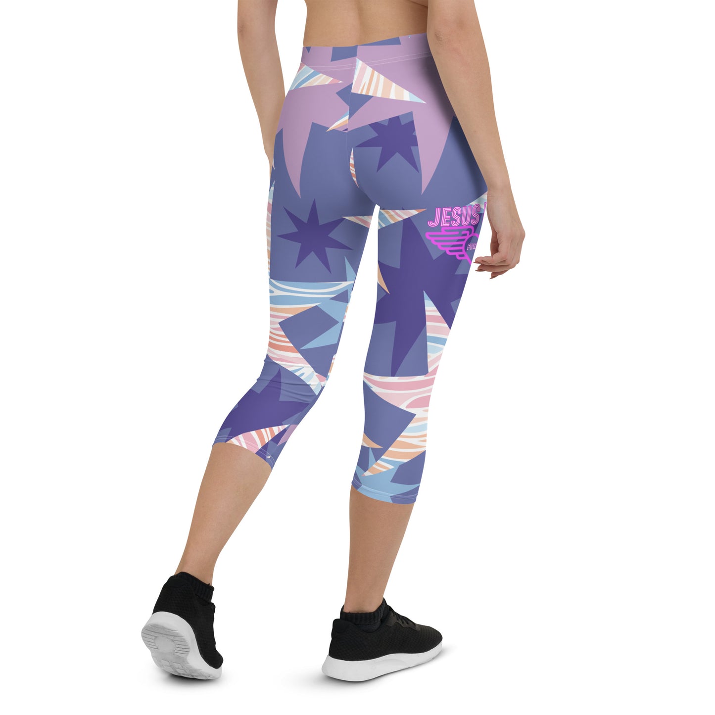 Capri Leggings (RUNS SMALL/PETITE)