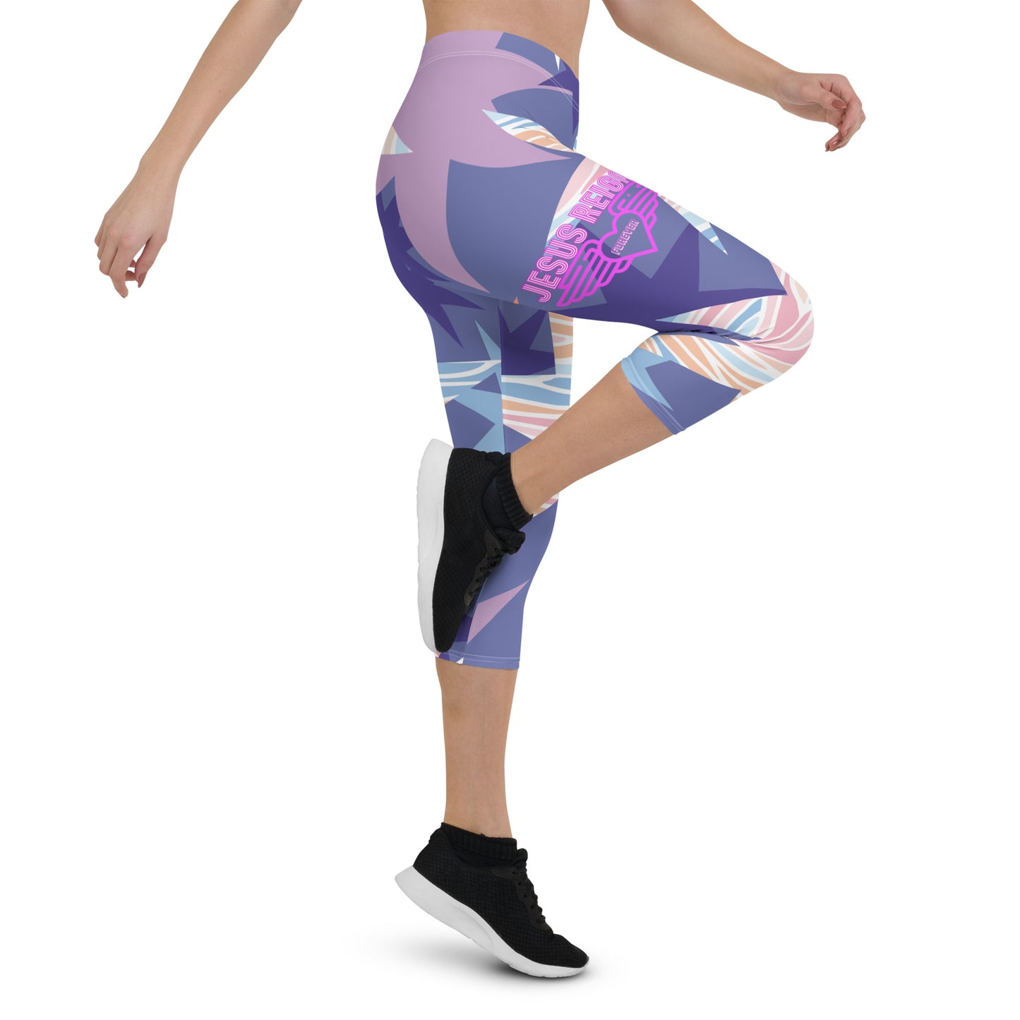 Capri Leggings (RUNS SMALL/PETITE)