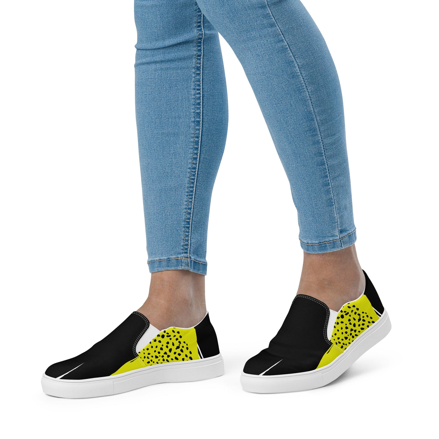 BOLD AS A LION- Women’s slip-on canvas shoes
