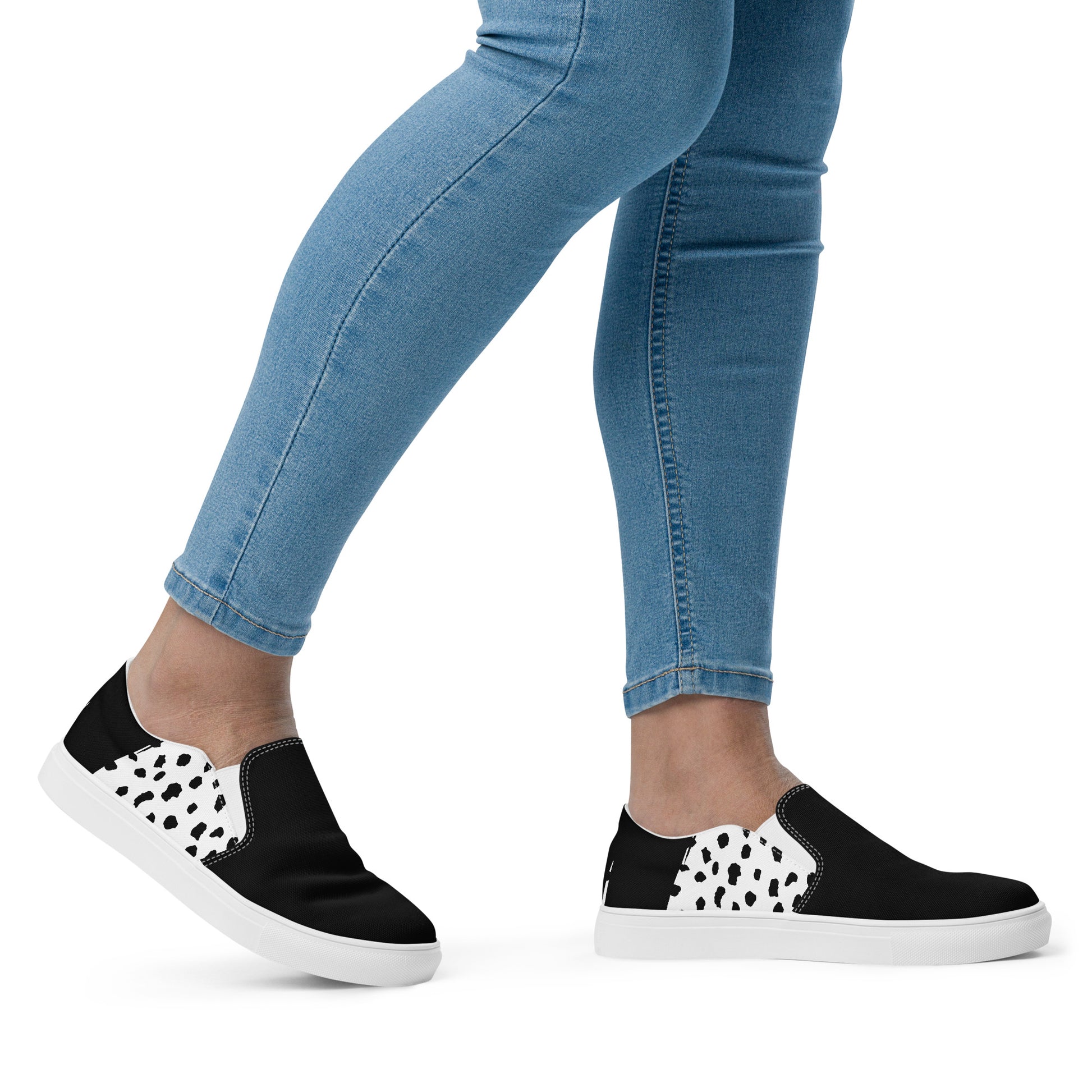 BOLD AS A LION- Women’s slip-on canvas shoes