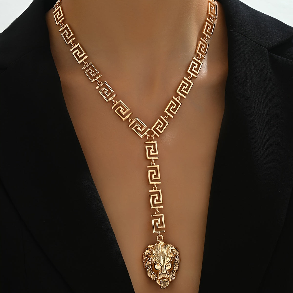 Lion Pendant Y-shaped NecklacE