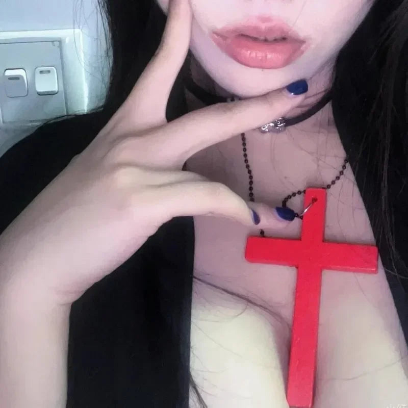 Fashion Punk Gothic Wood Cross Pendants Necklace for Women Black White Red Cross Choker Y2k Hip Hop Necklace Sweater Chain Gifts