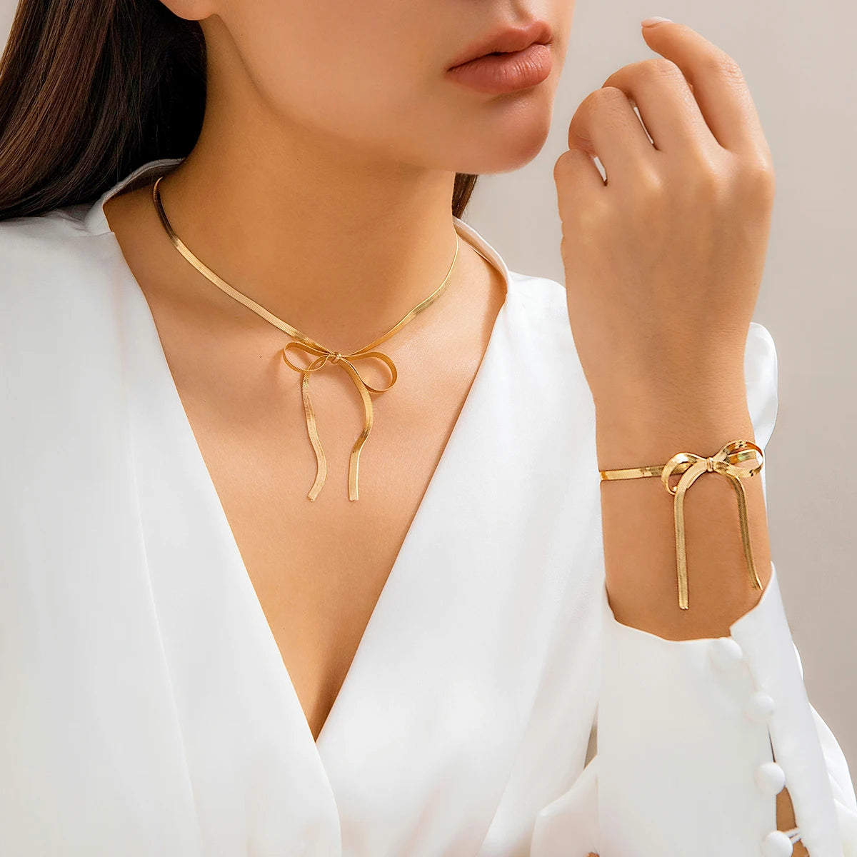 Snake Chain Short Necklace Creative Bow Choker