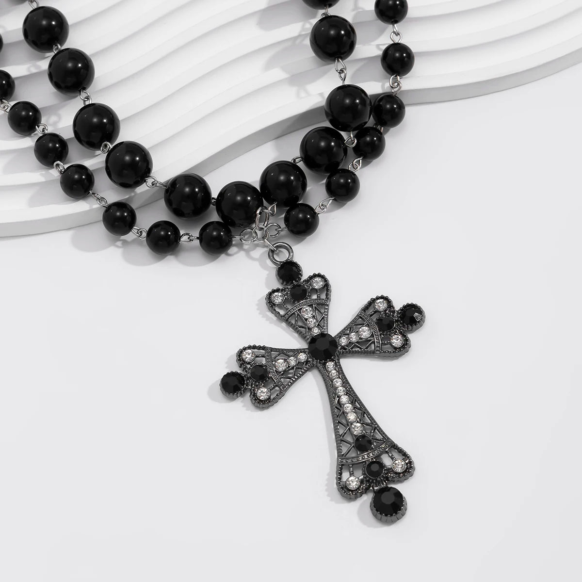 Large Cross Pendant Pearl Choker Design