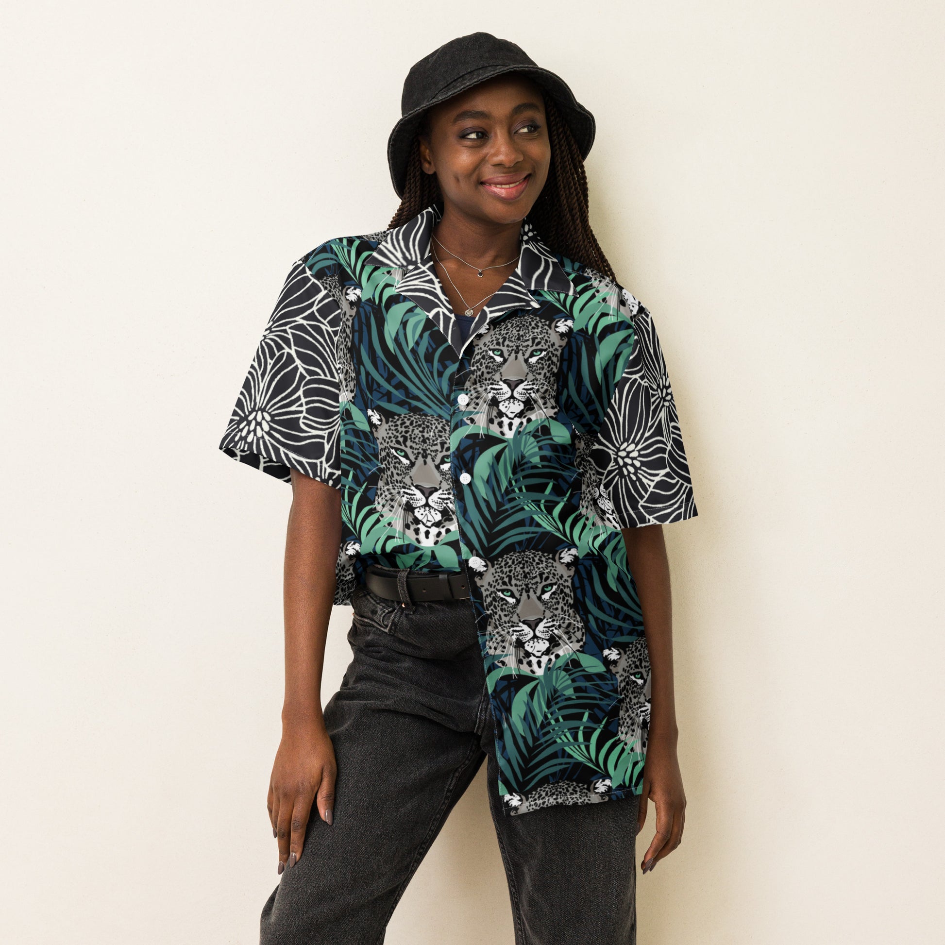 FEELIN' GOOD LEOPARD- Unisex button shirt