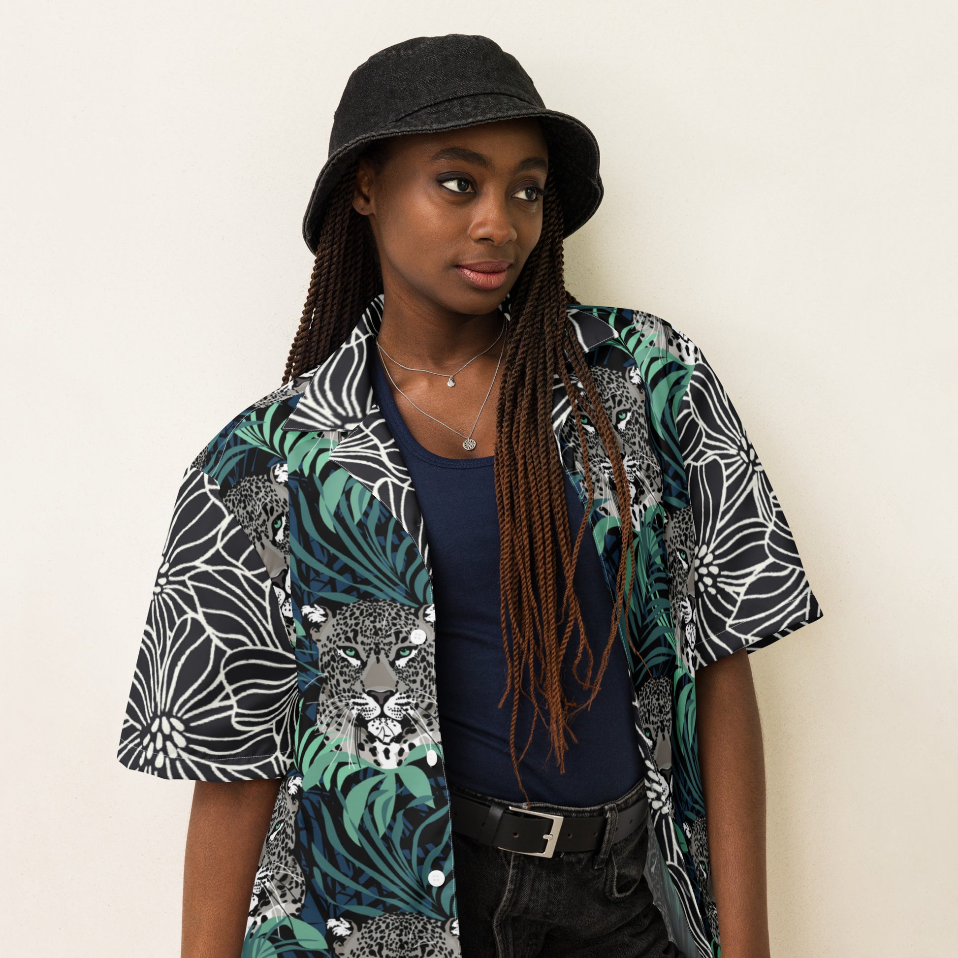 FEELIN' GOOD LEOPARD- Unisex button shirt