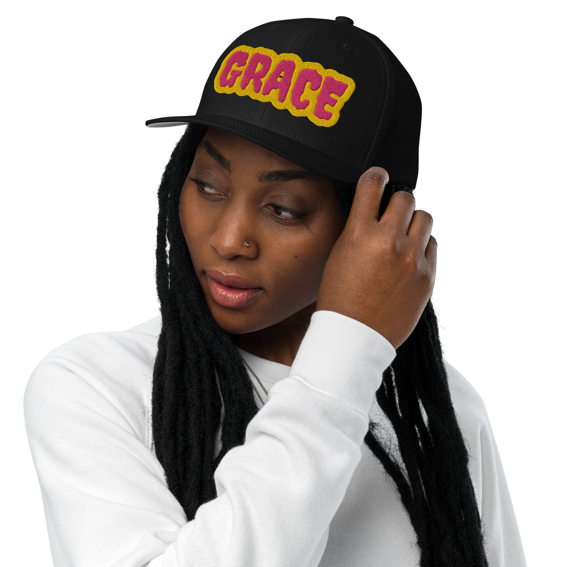 Grace- Closed-back trucker cap