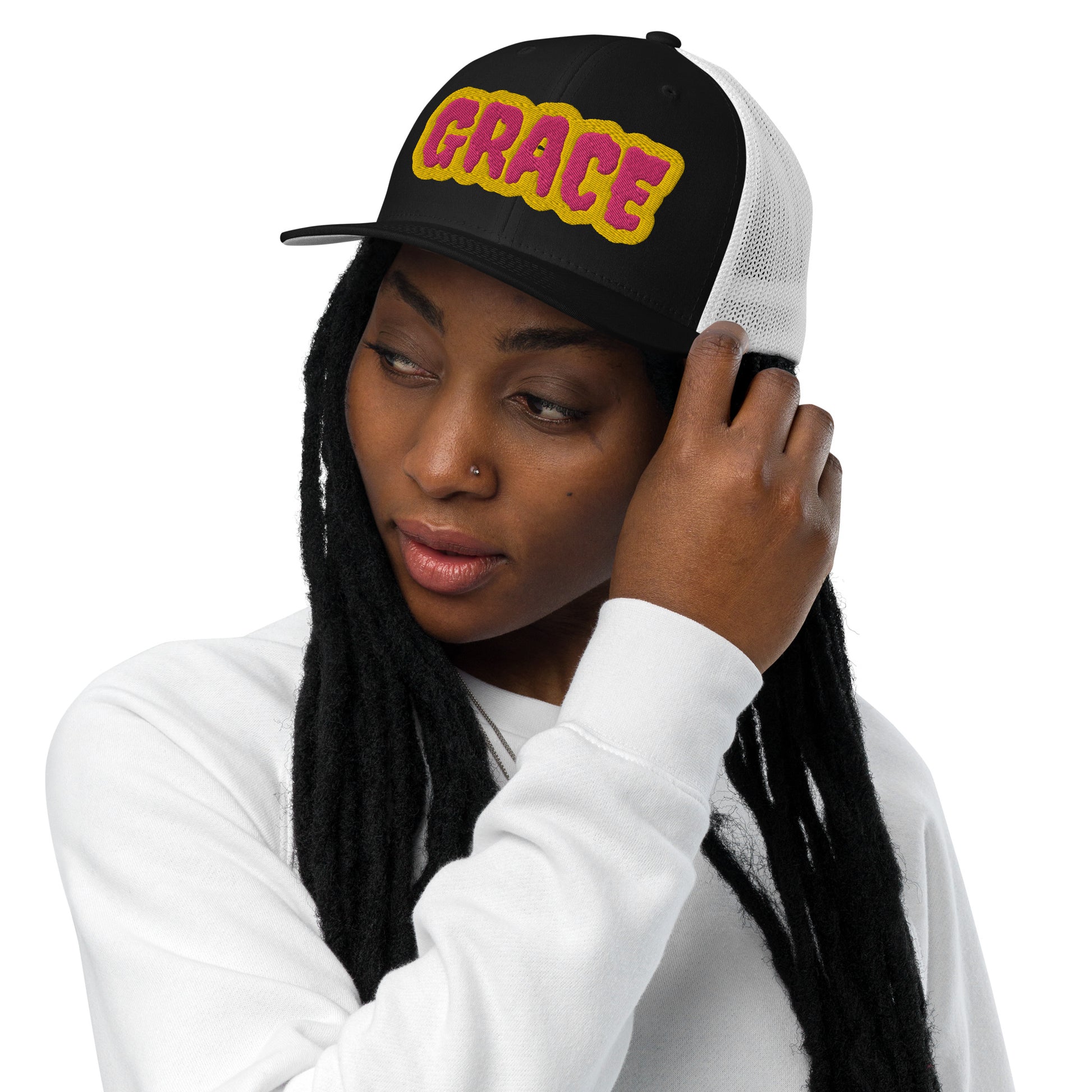 Grace- Closed-back trucker cap