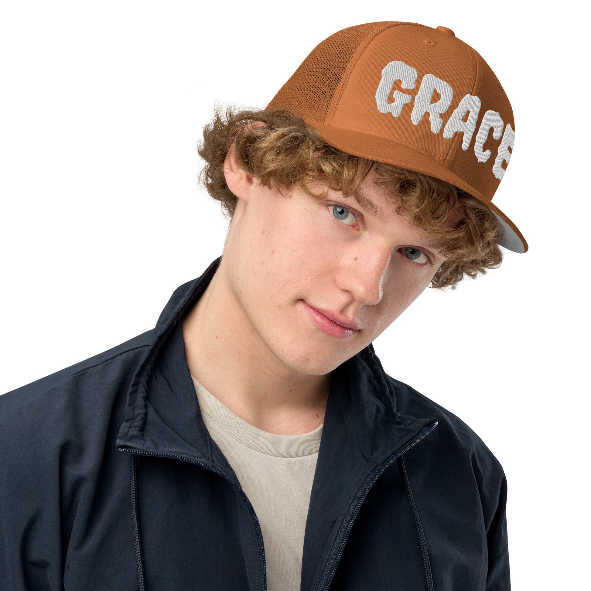 Grace- Closed-back trucker cap