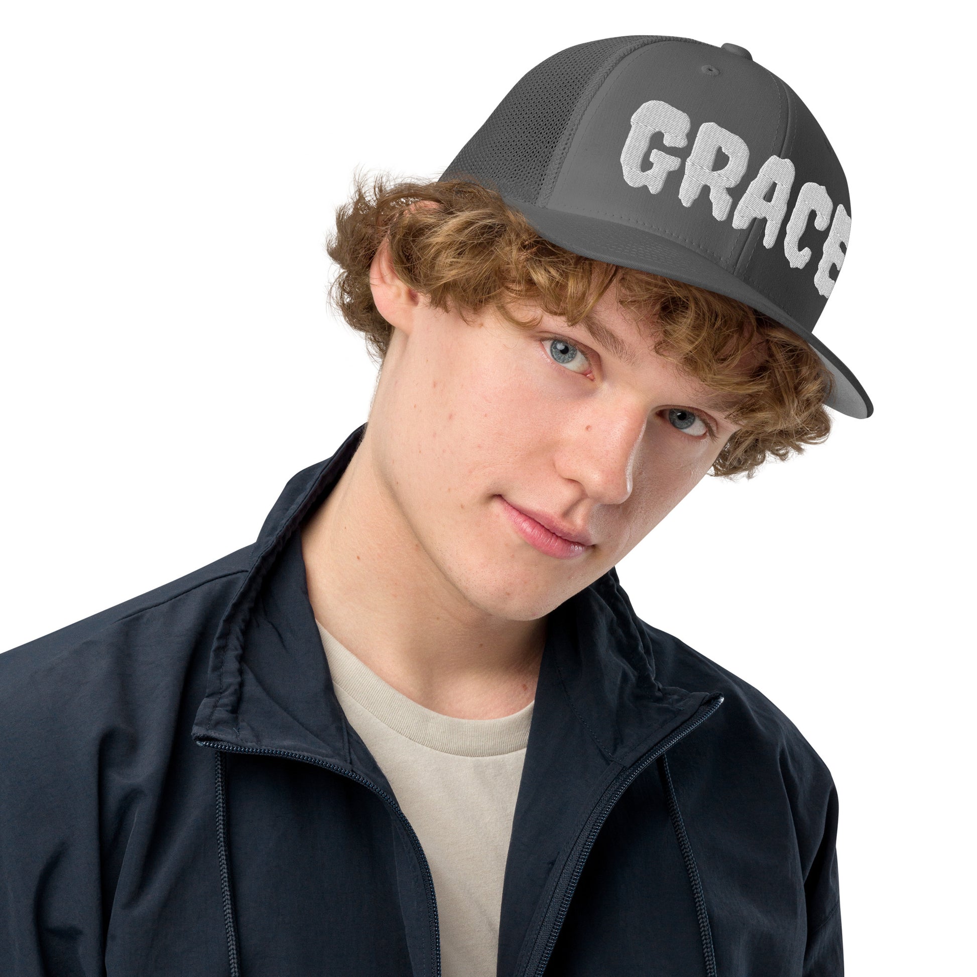 Grace- Closed-back trucker cap