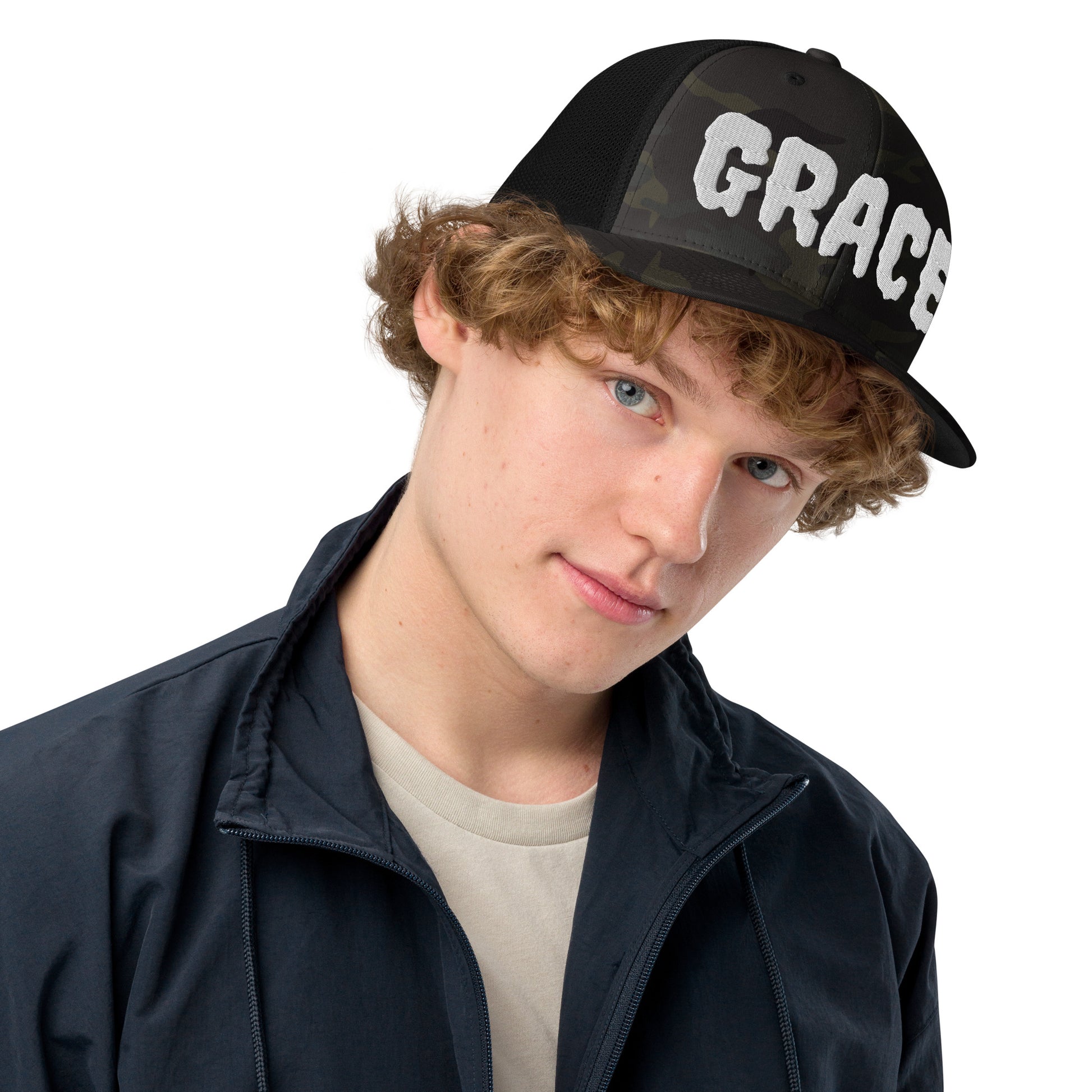 Grace- Closed-back trucker cap