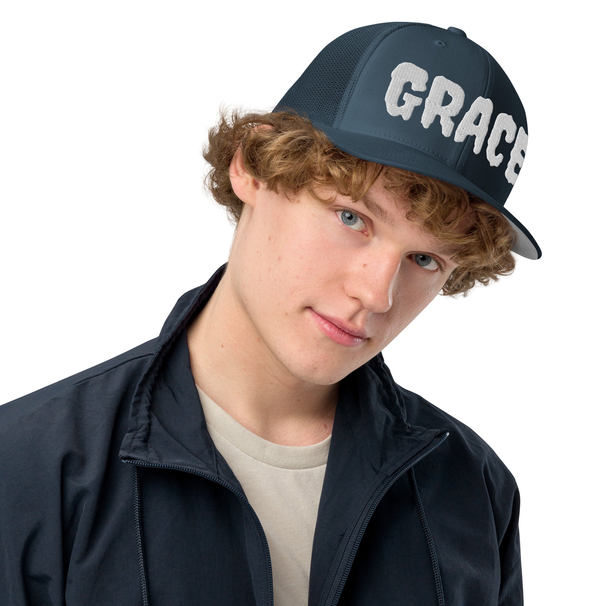 Grace- Closed-back trucker cap
