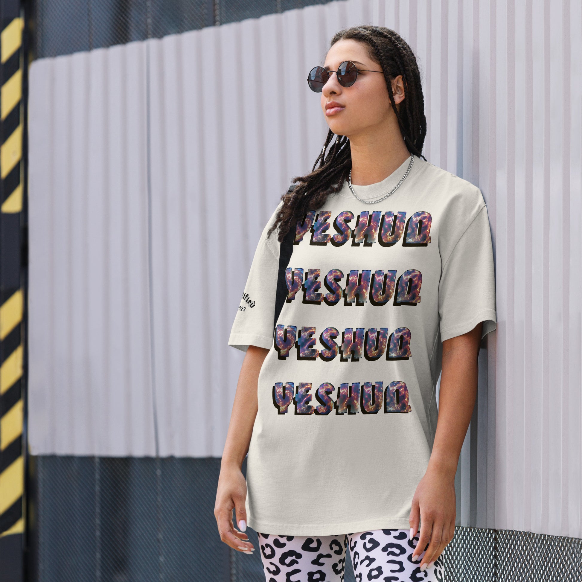 YESHUA- Oversized faded t-shirt