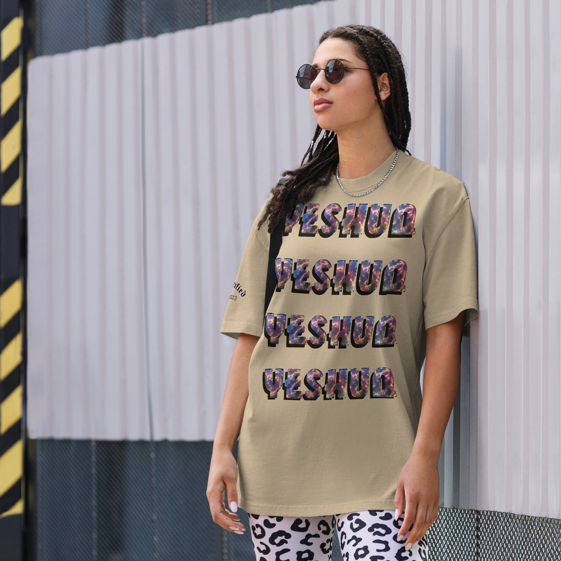 YESHUA- Oversized faded t-shirt