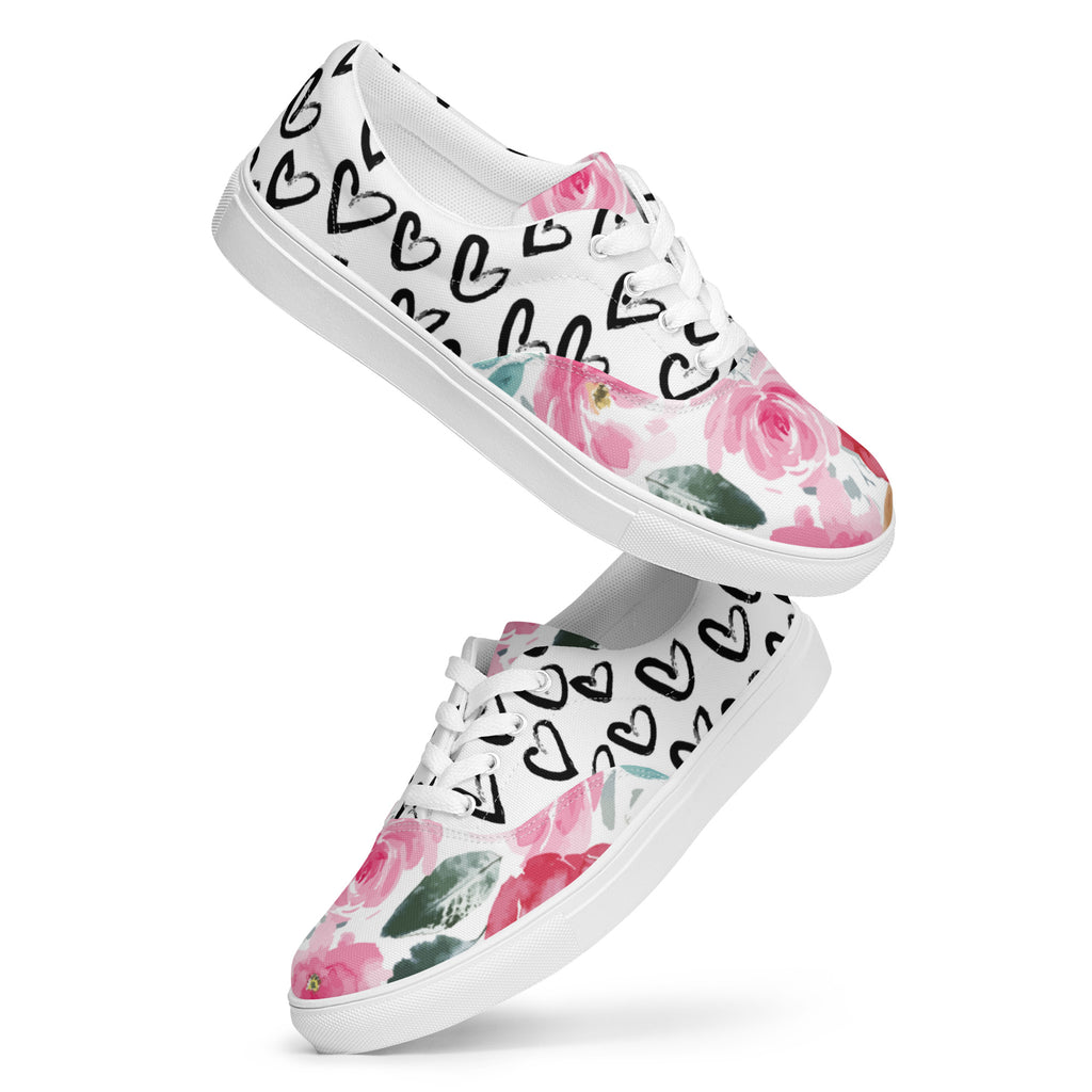 Women’s lace-up canvas shoes